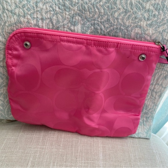 coach signature getaway package nylon weekender bag + nylon makeup bag - Picture 8 of 9